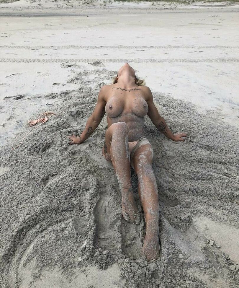 Lcpeachez88 desnuda #108167969