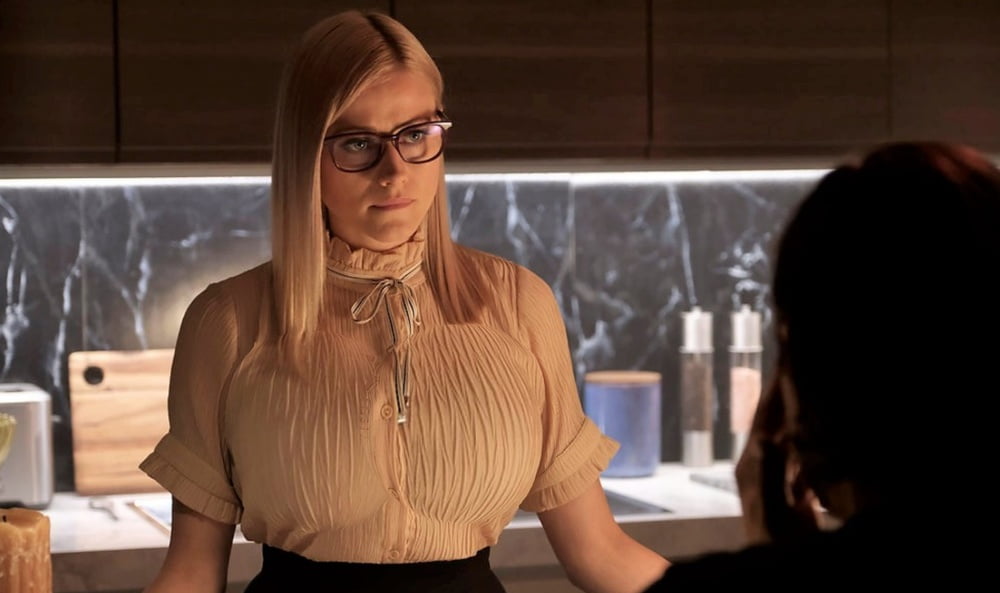 Olivia dudley a.k.a alice de the magicians
 #96937749