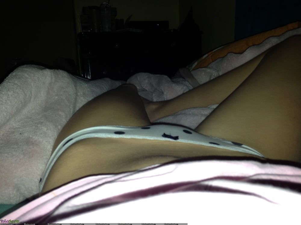 露出した妻たち 10
 #93890024