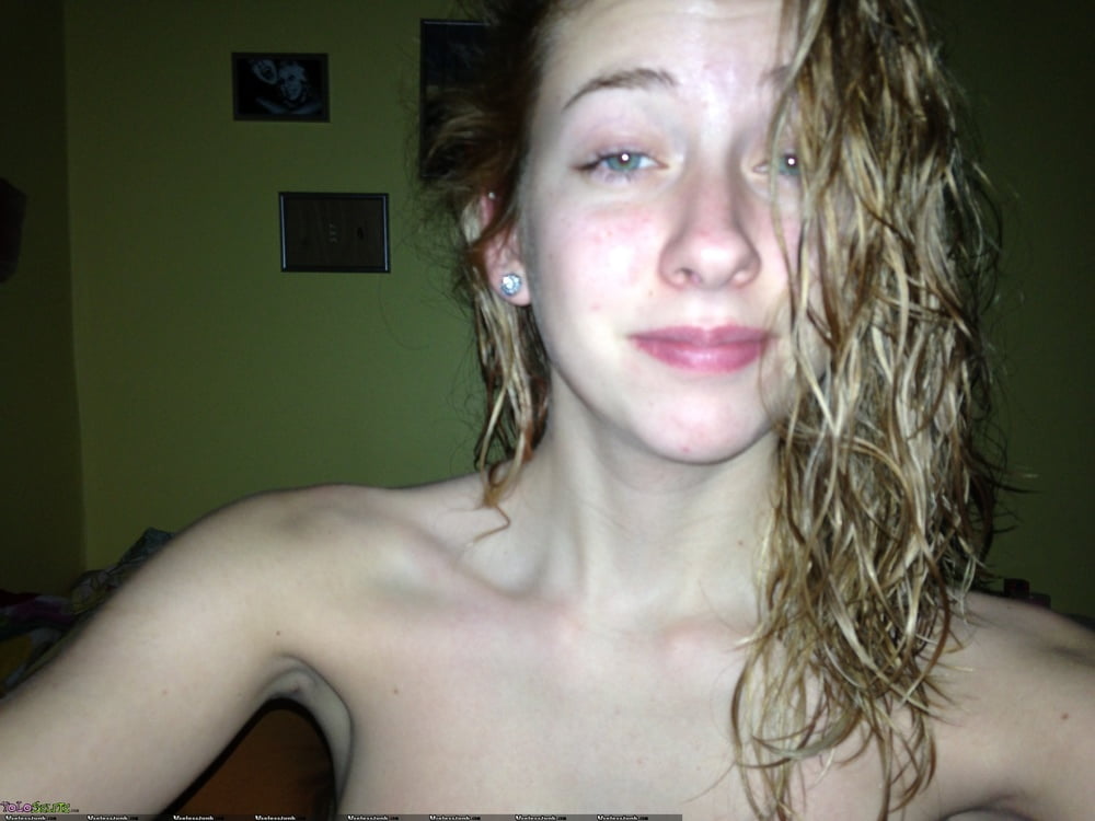 露出した妻たち 10
 #93890045