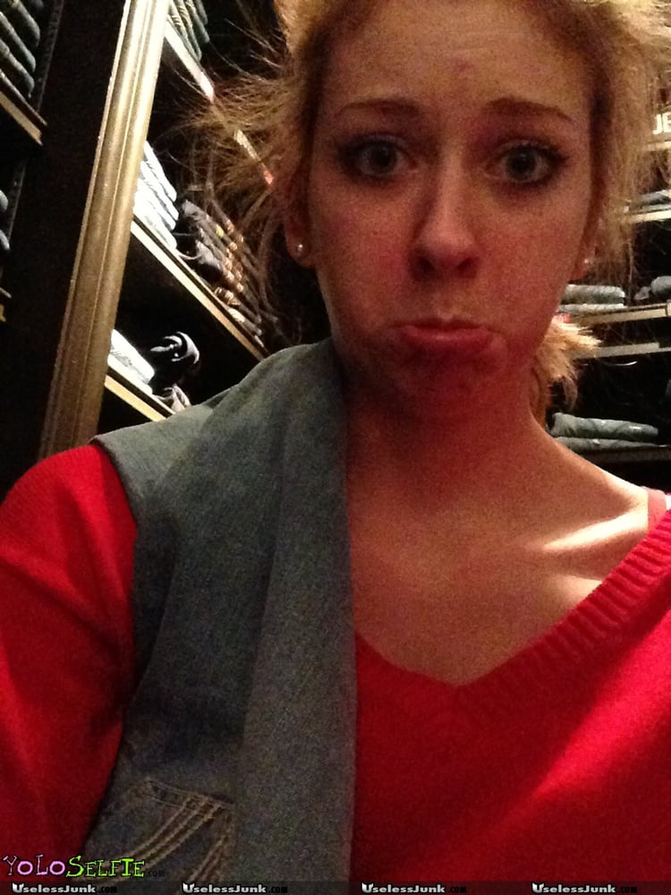 露出した妻たち 10
 #93890059