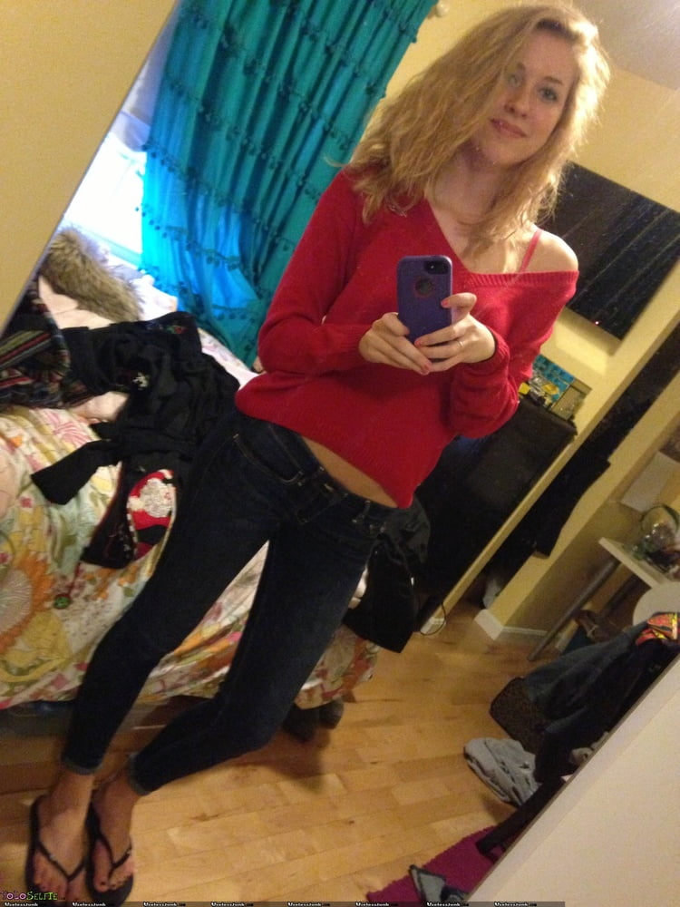 露出した妻たち 10
 #93890085