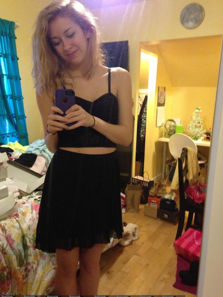 露出した妻たち 10
 #93890130