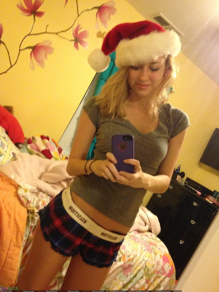 露出した妻たち 10
 #93890145