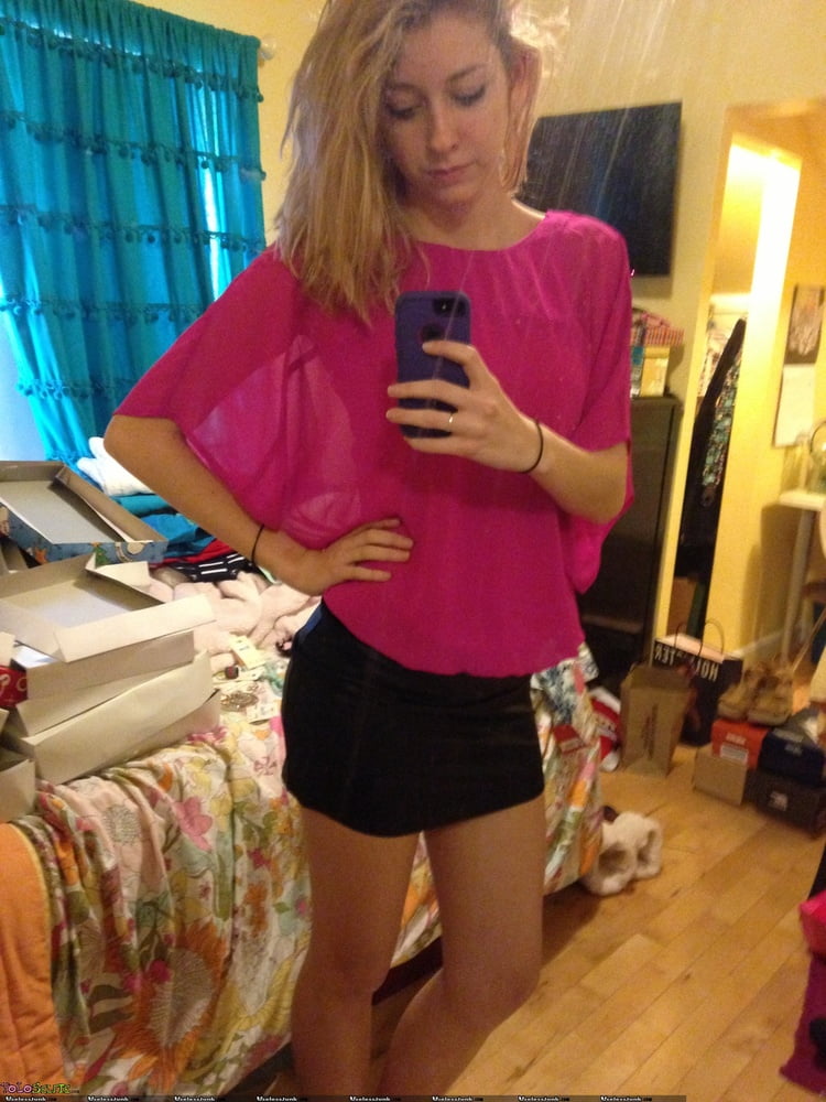 露出した妻たち 10
 #93890151