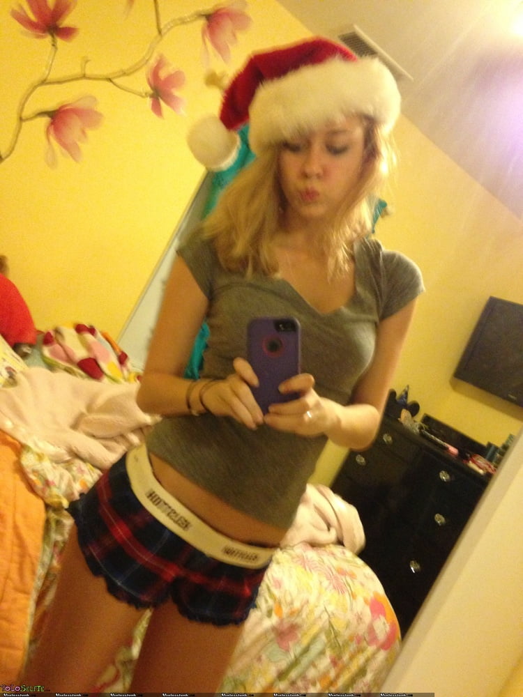 露出した妻たち 10
 #93890175