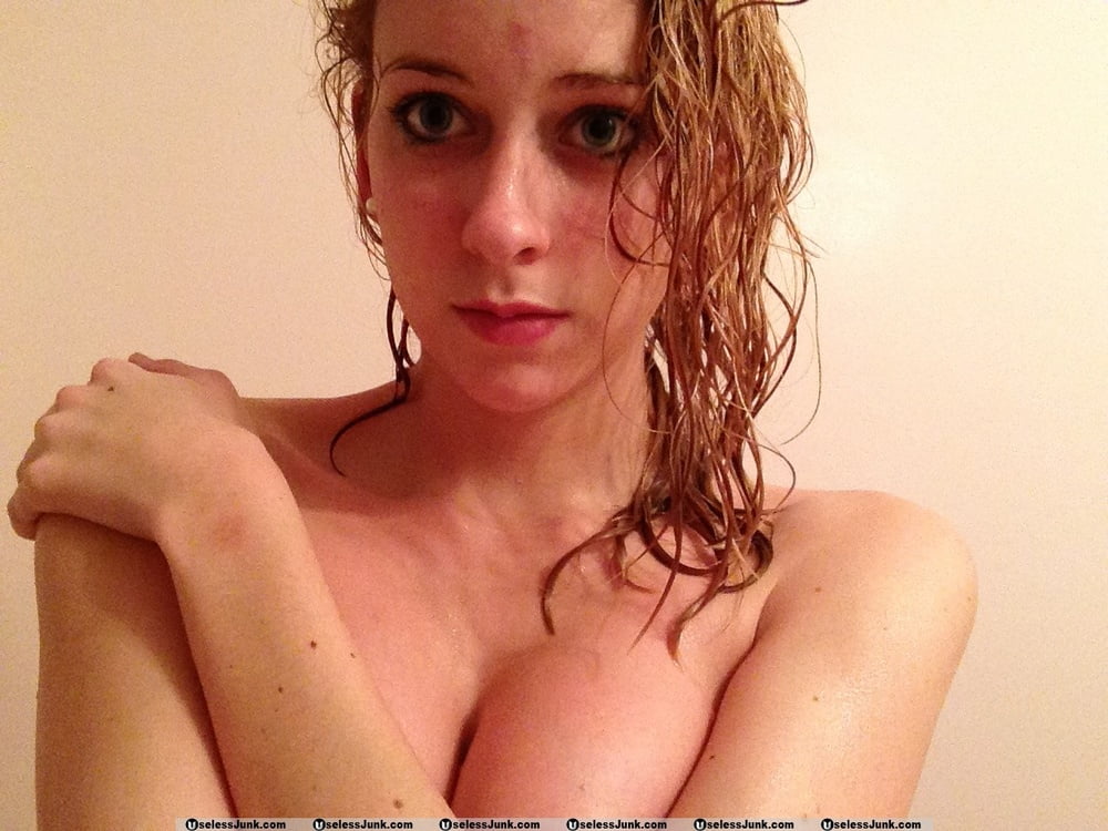 露出した妻たち 10
 #93890201