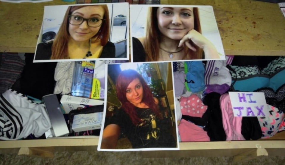 Sharry s room raided (not mine)
 #96945981