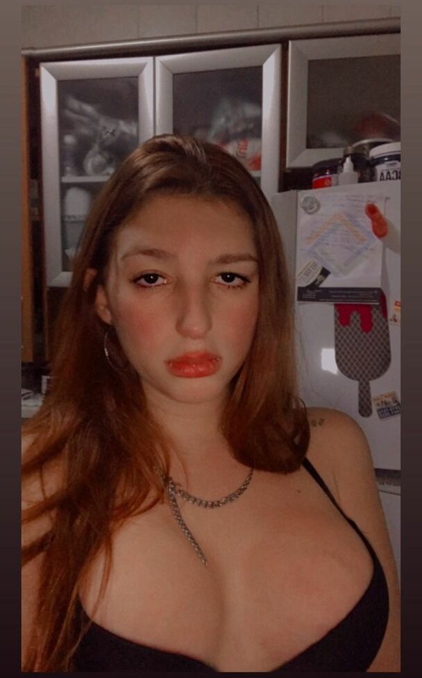 Nicky.Oberlin desnuda #108111007