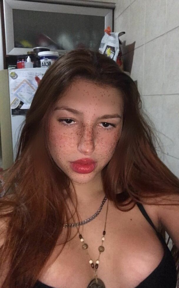 Nicky.Oberlin desnuda #108111008