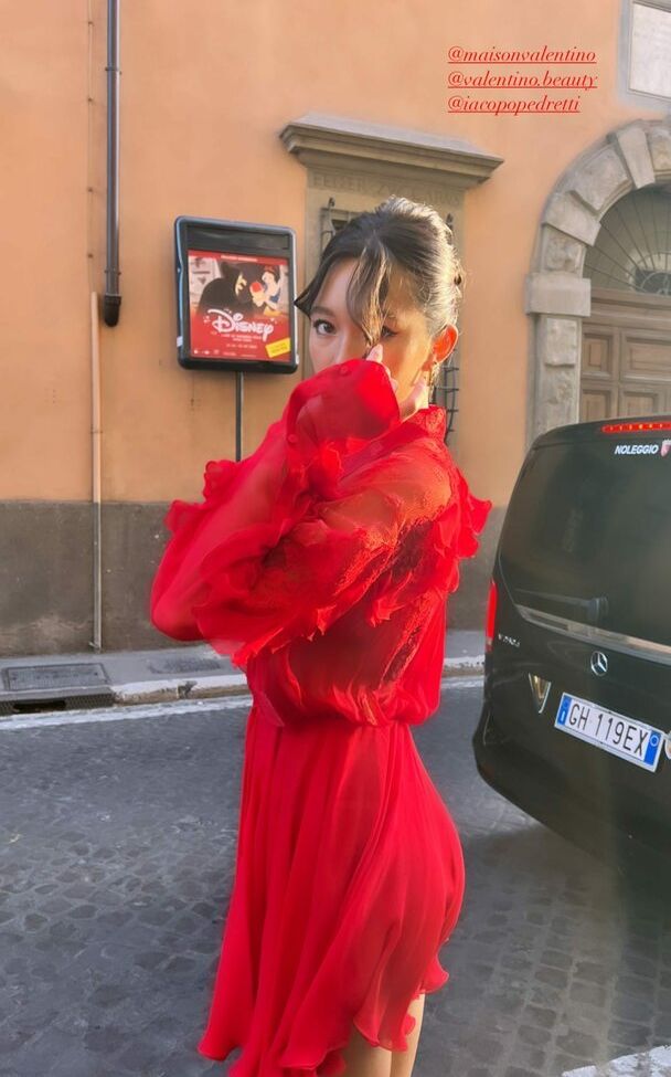 Lily Chee desnuda #109343181