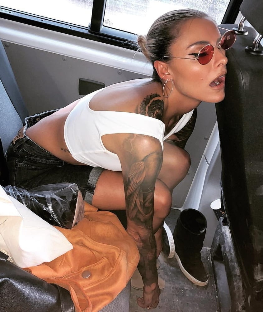 Die kleine notgeile Thomalla Schlampe #93413837