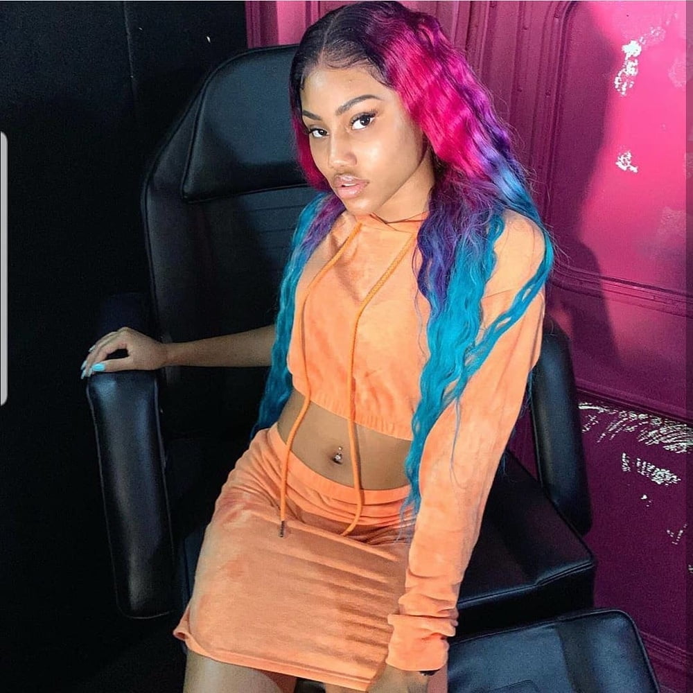 Crimped hair cuties
 #95795865