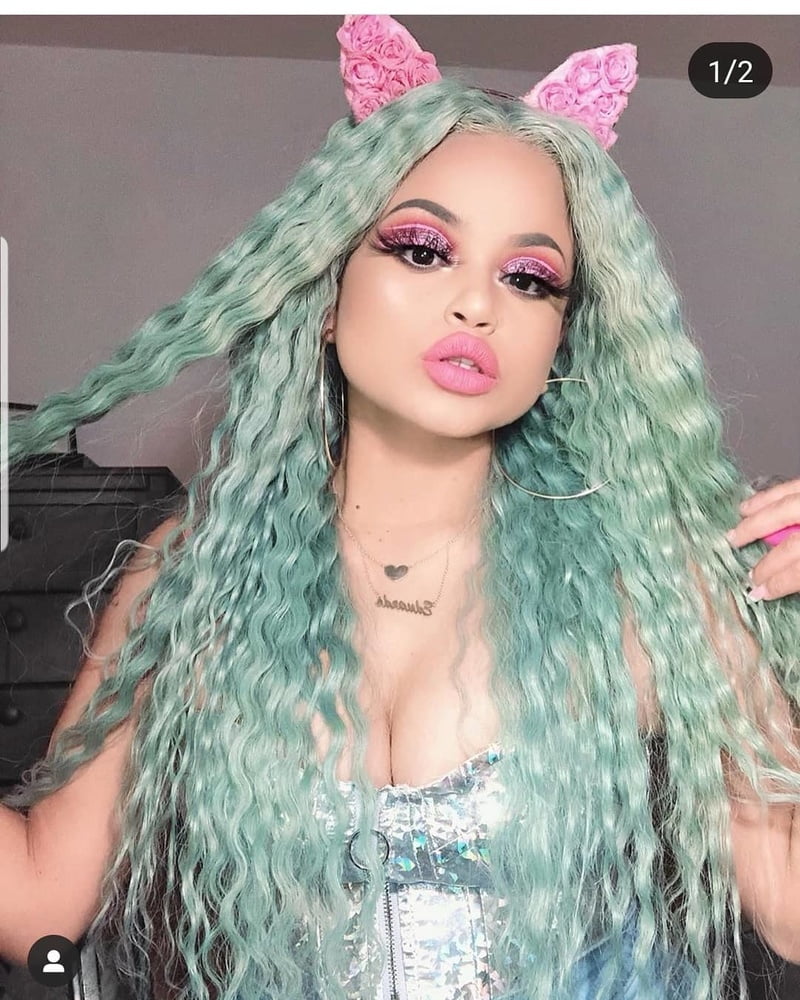 Crimped hair cuties
 #95795904