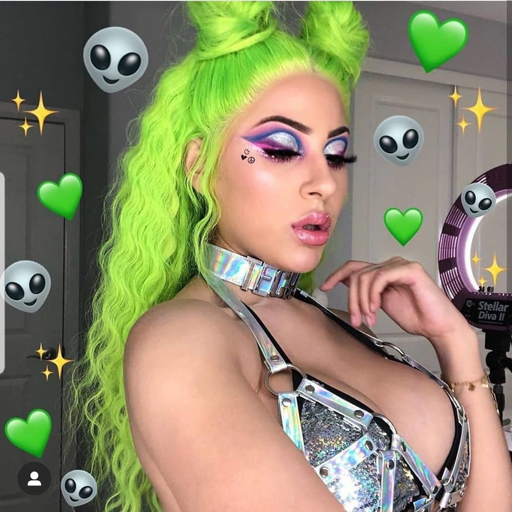 Crimped hair cuties
 #95795906