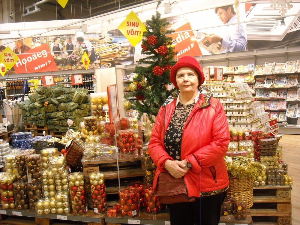 Zoya Safonova (71) years #96055982