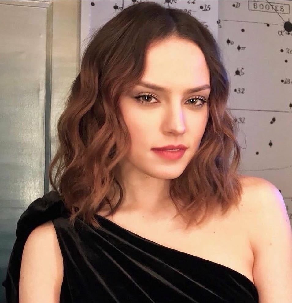 Daisy Ridley
 #103601804