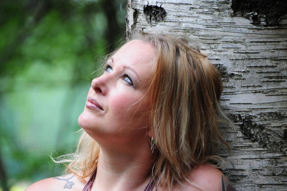 Tetas ..... ella es el distanciamiento social 1.0
 #96086435