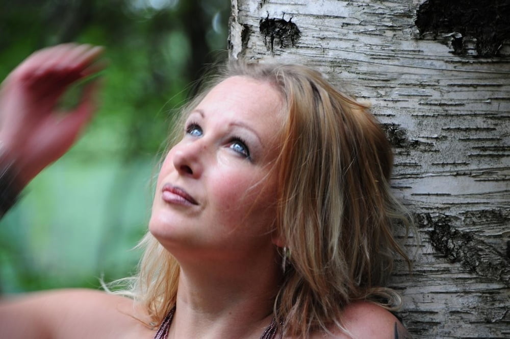 Tetas ..... ella es el distanciamiento social 1.0
 #96086438