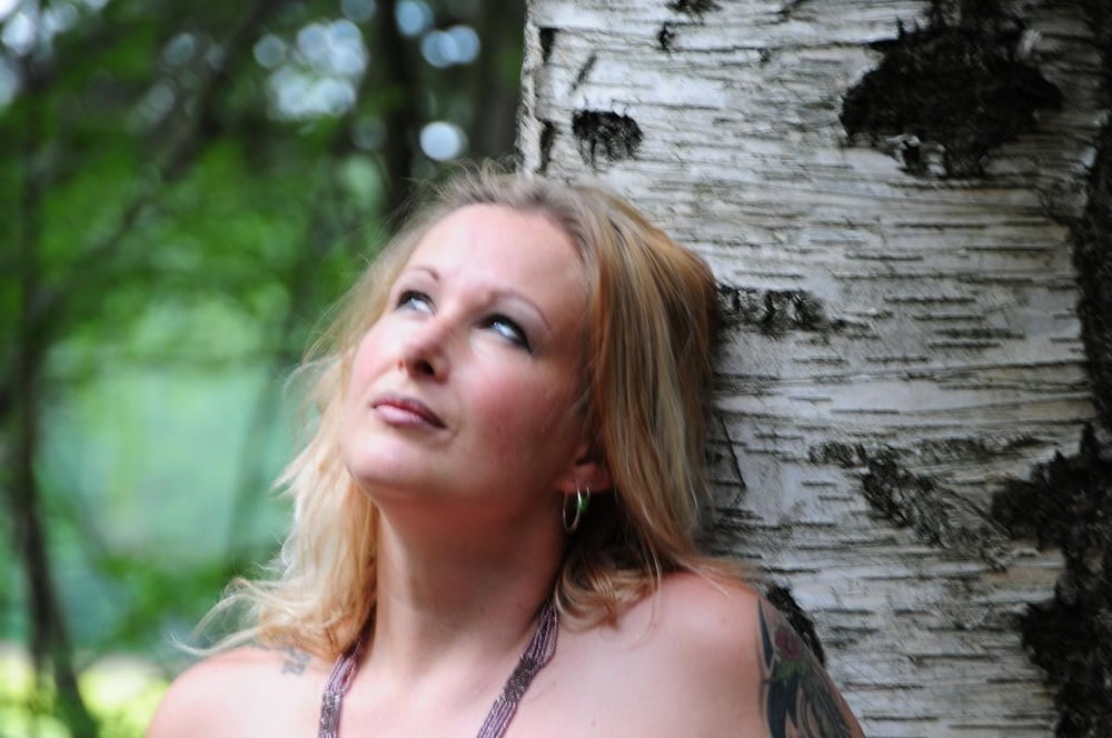 Tetas ..... ella es el distanciamiento social 1.0
 #96086443