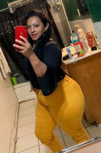 ミス・ディオーサ・エン・パンタロン18
 #106361969