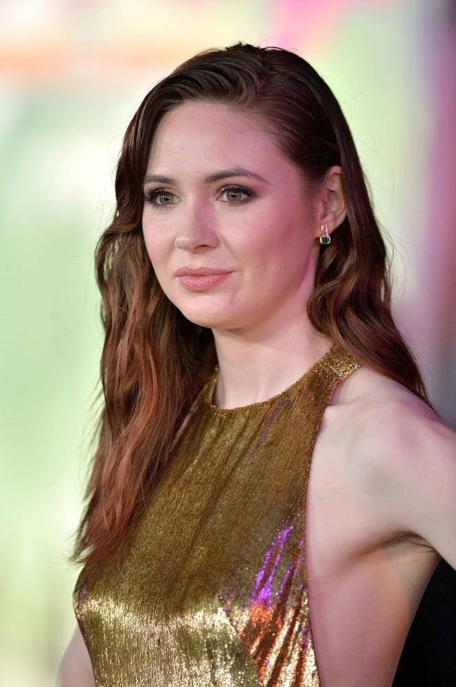 Karen Gillan - Gold dress #89380549