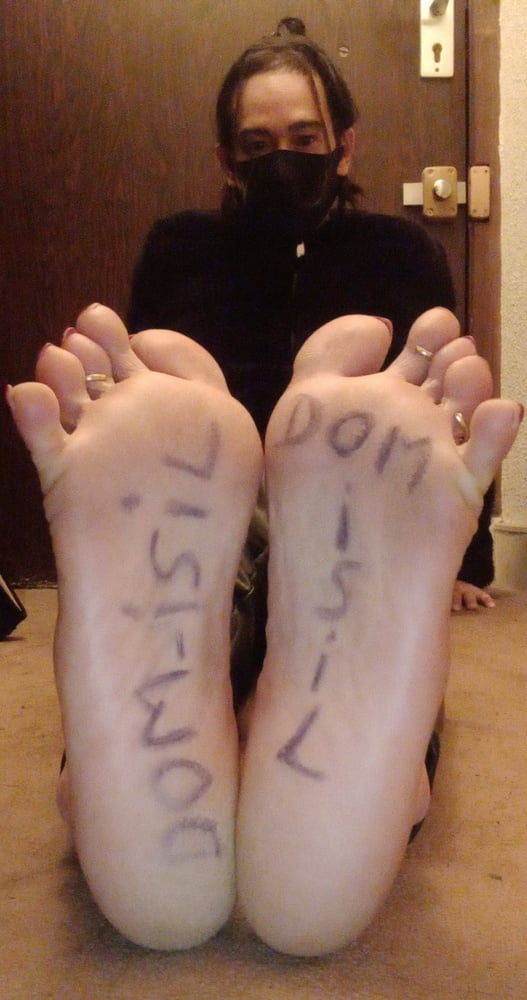 Lindaasian-ts feet for Master DOM_isil #107108694