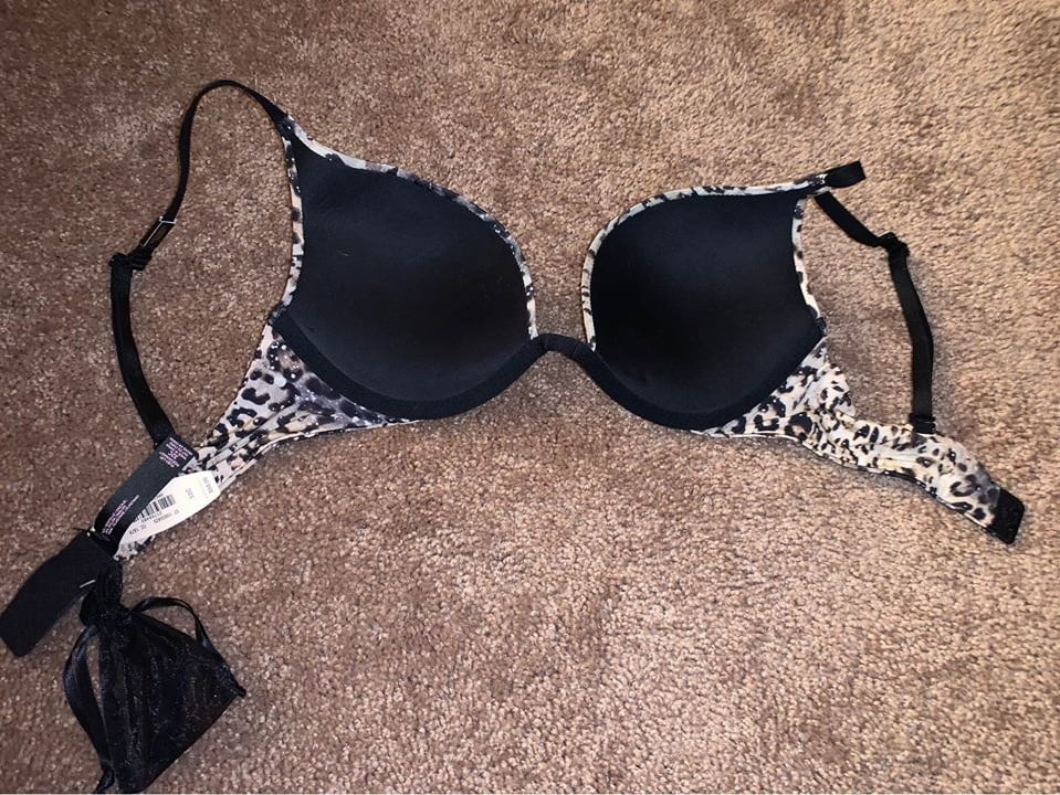 More FB heels and bras #97326779