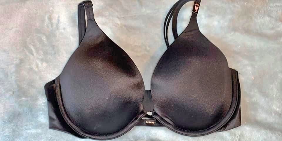 More FB heels and bras #97326837