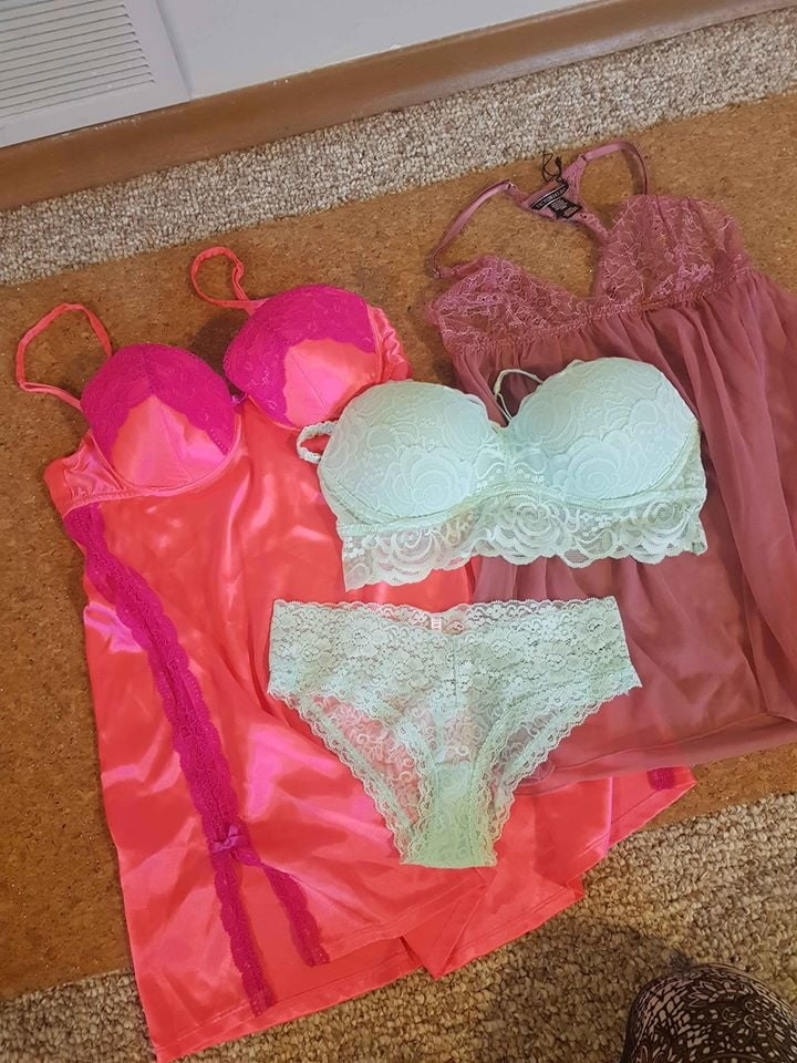 More FB heels and bras #97327246