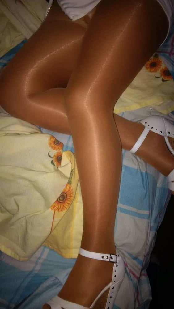 Mirian La esposa de u amigo #105751748
