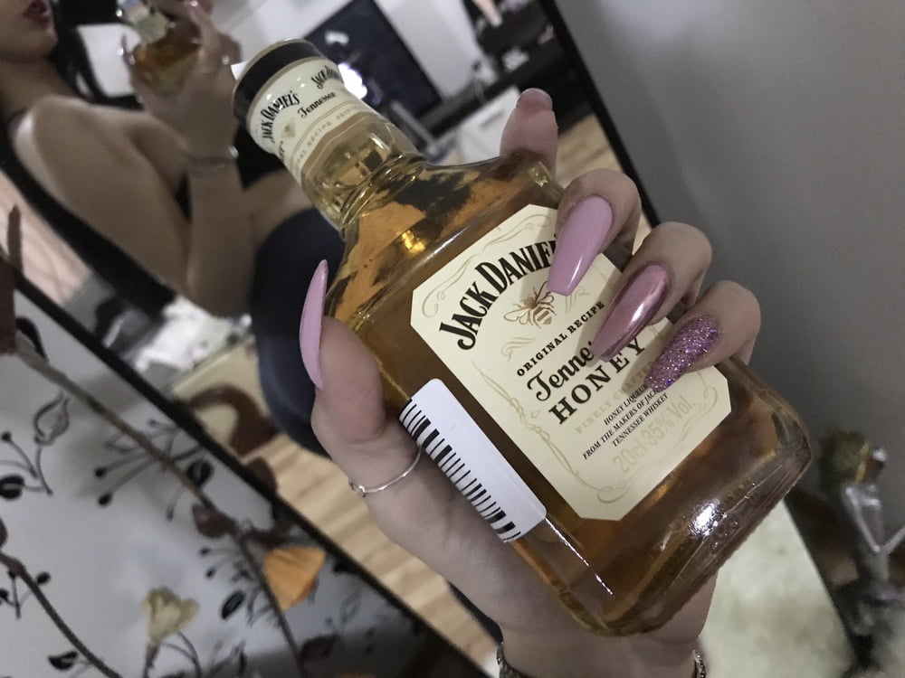 Busty Web Model #81695914