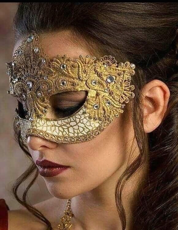 Le Masquerade ... (VM) #105559441
