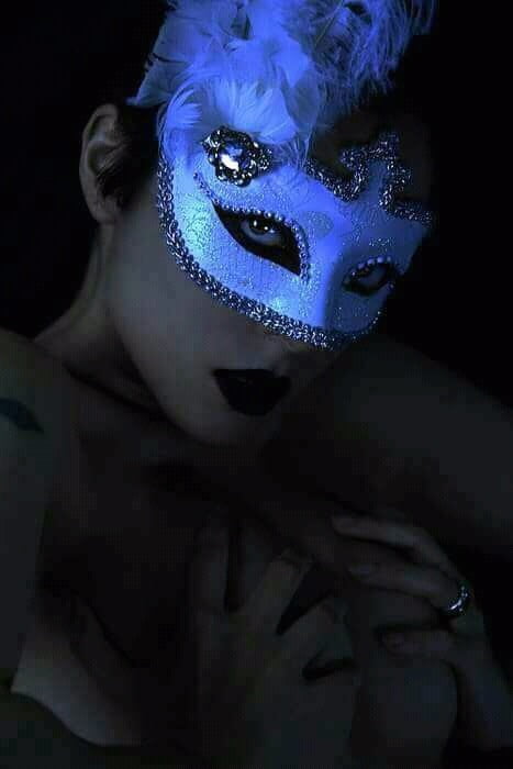 Le Masquerade ... (VM) #105559559