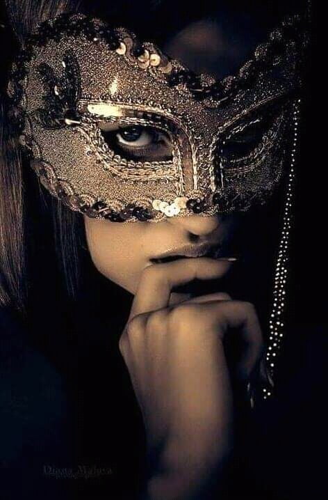 Le Masquerade ... (VM) #105559605