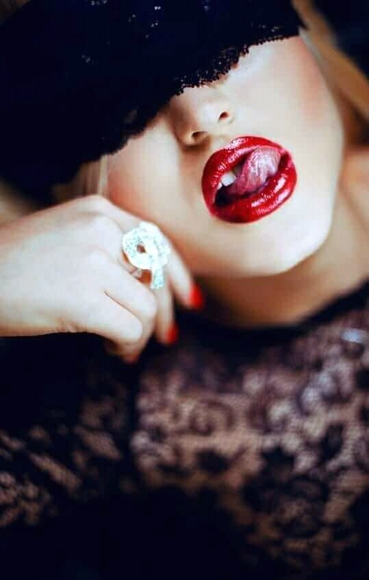 Le Masquerade ... (VM) #105559613