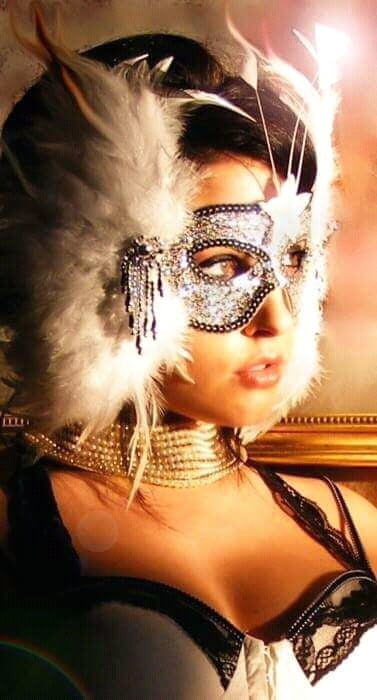 Le Masquerade ... (VM) #105559639