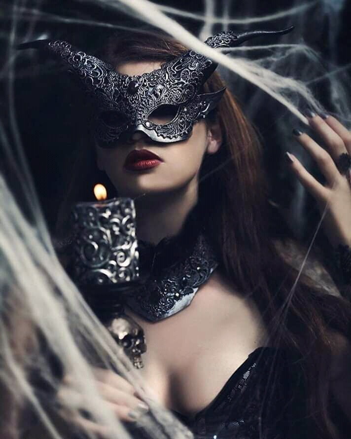 Le Masquerade ... (VM) #105559704