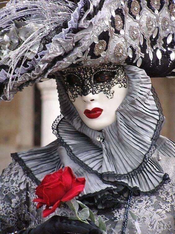 Le Masquerade ... (VM) #105559719