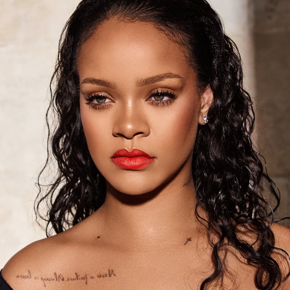 Rihanna
 #105147164