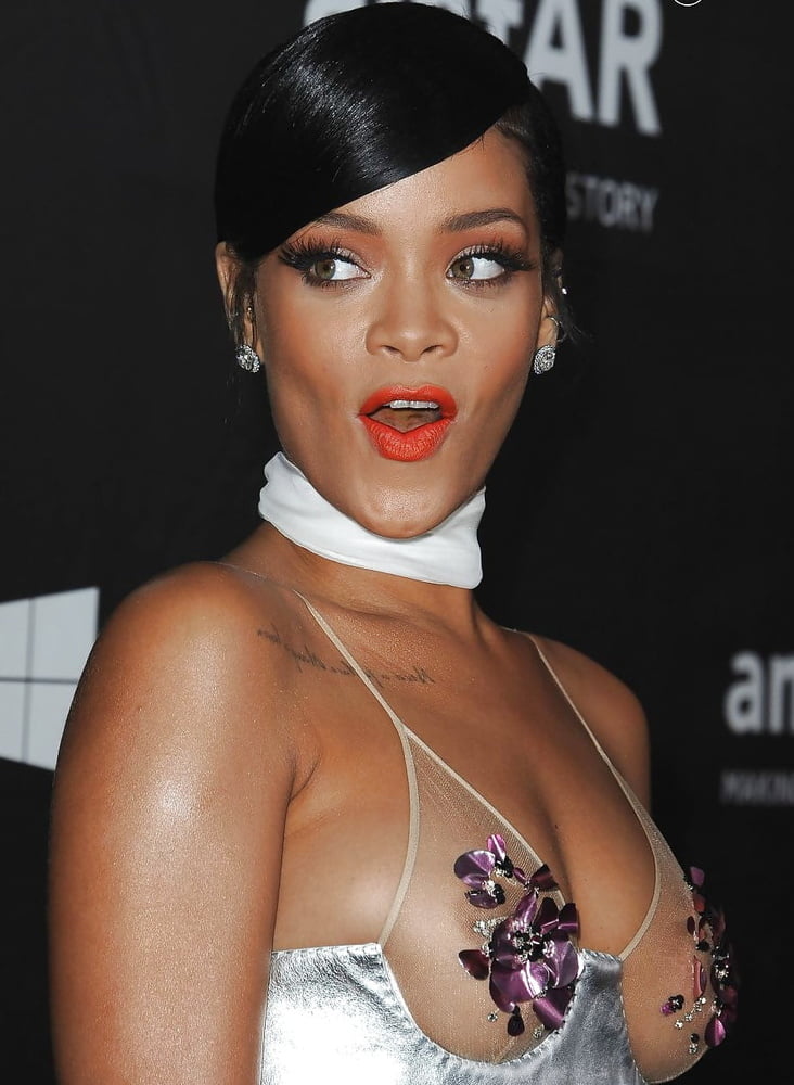 Rihanna
 #105147268