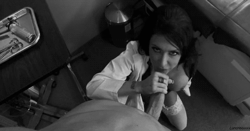 Chicas soplando gifs
 #96378796