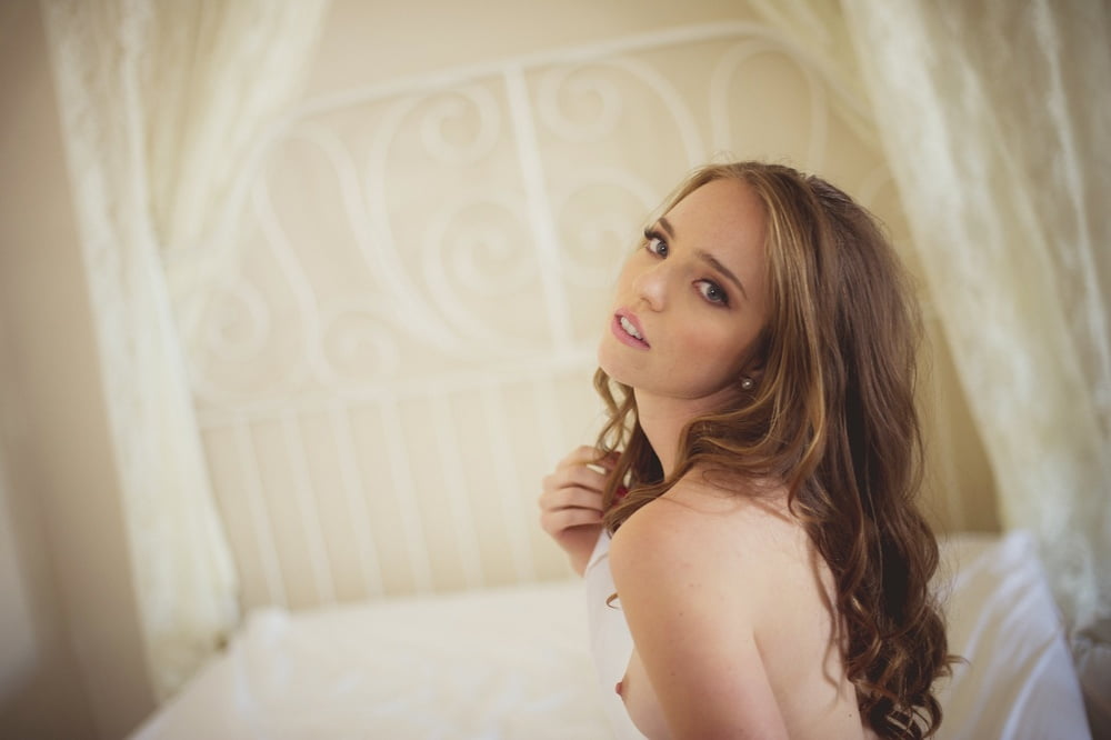 Redhead boudoir
 #91937704