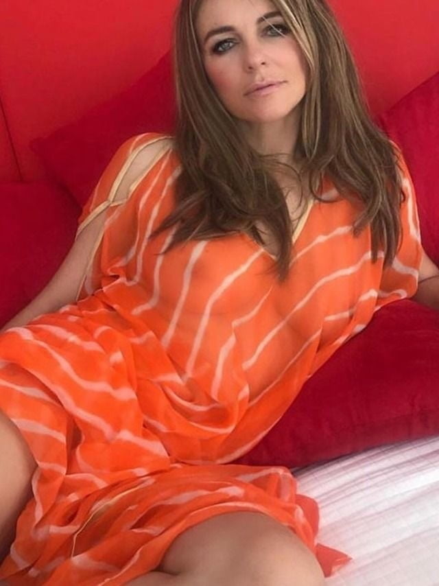 RANDOM MILFS AND MATURES #104556070