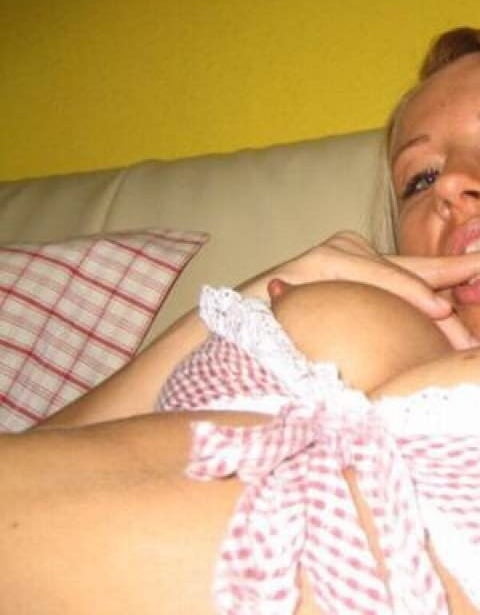 RANDOM MILFS AND MATURES #104556516