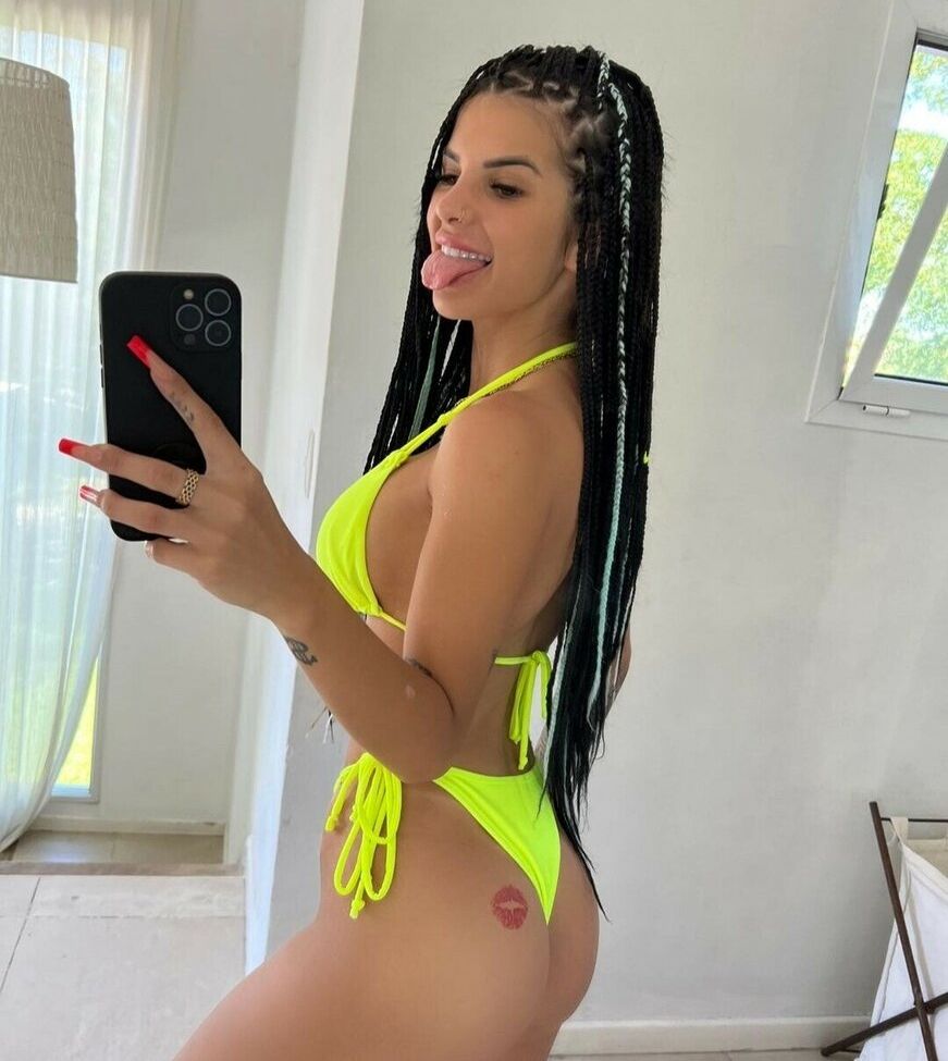 Trinidad Nucera desnuda #109850976