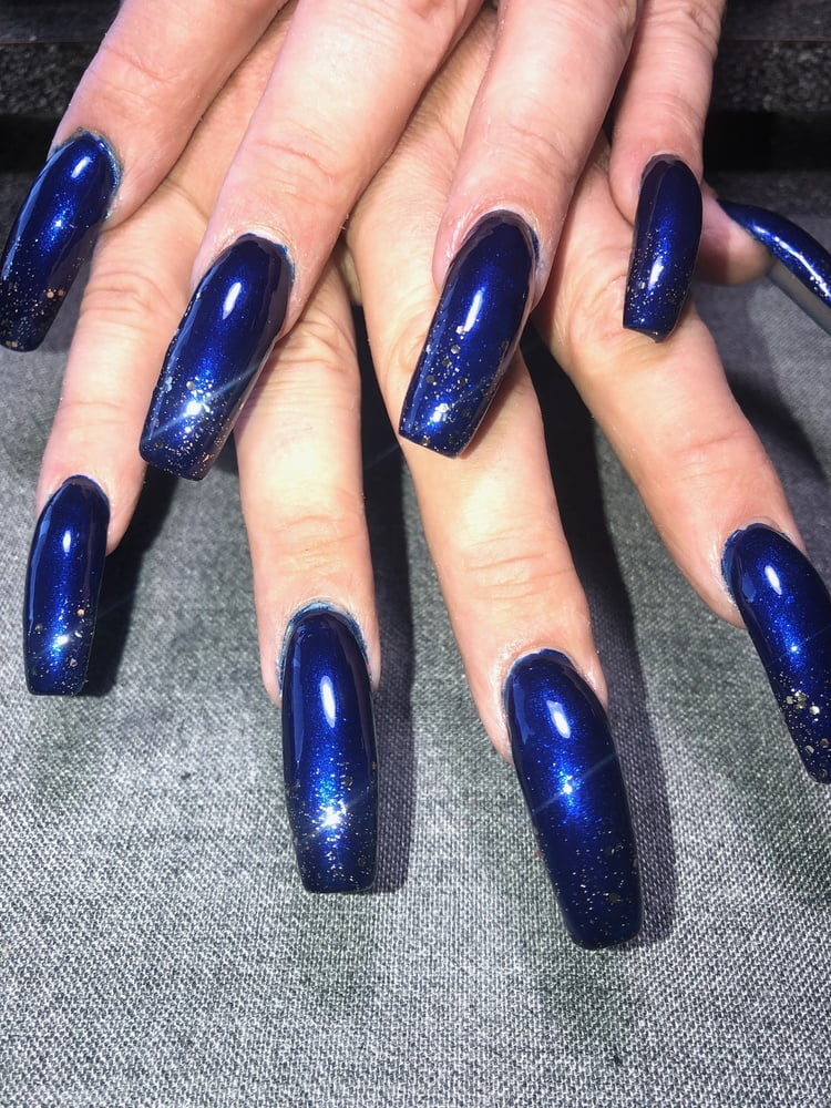 Yo, yo mismo, mi cuerpo
 #98337653