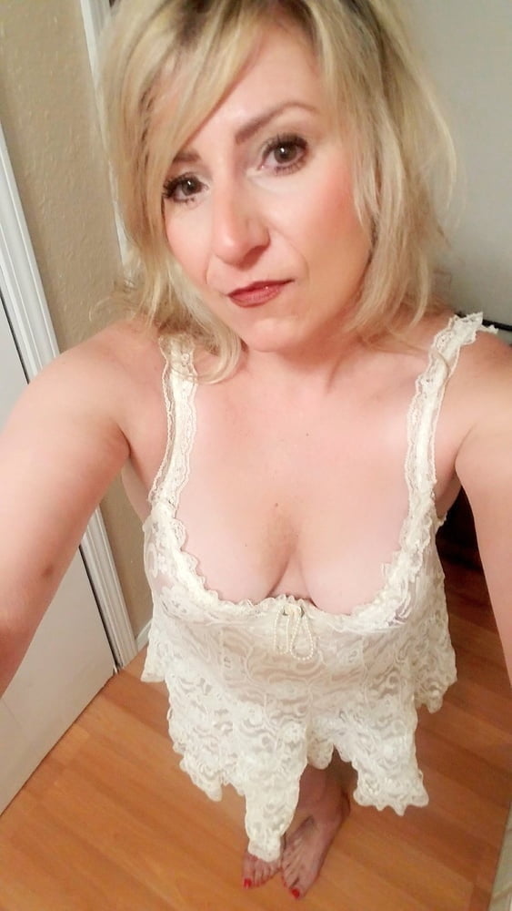 Blonde slutty mom milf ausgesetzt große Titten Schlampe zu entlarven
 #102537913