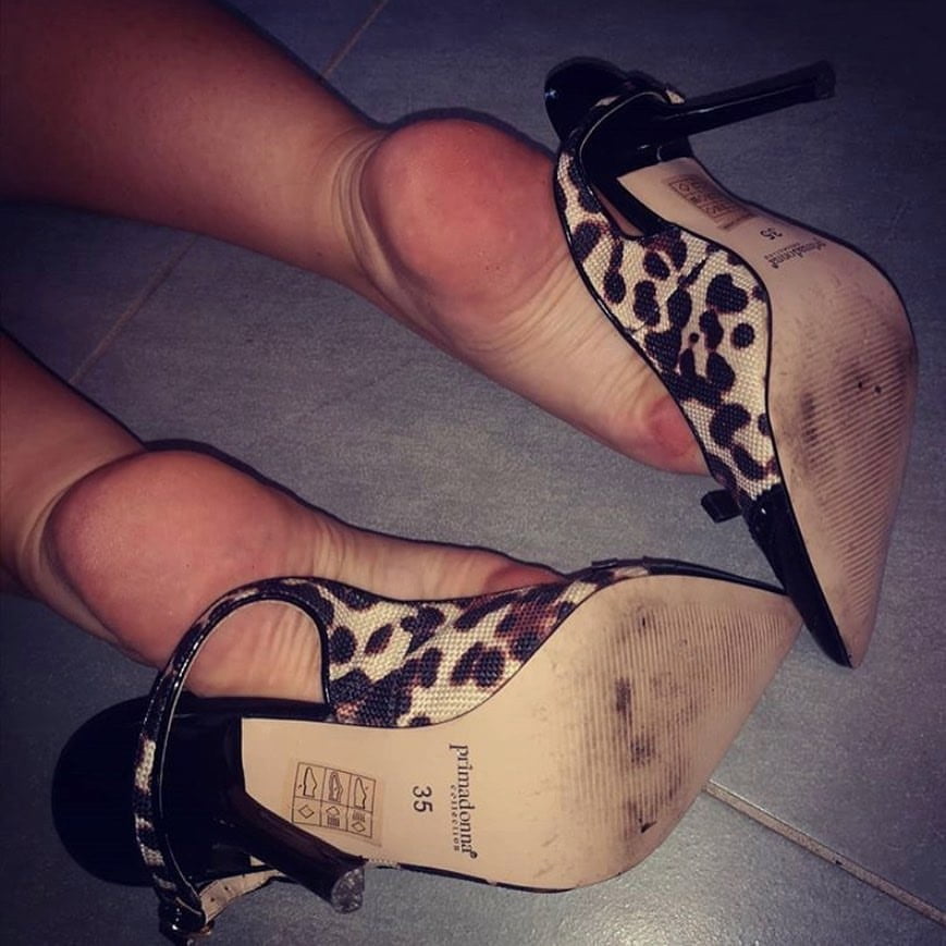 Piedi da sborra 16 #81270634