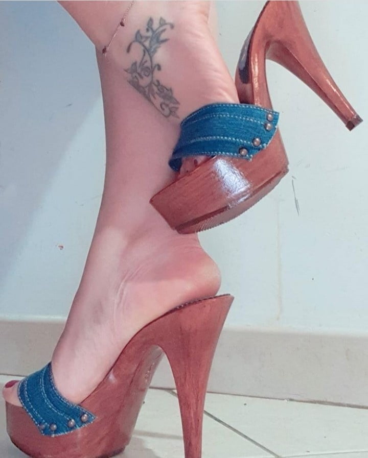 Piedi da sborra 16 #81270731